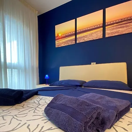 Sparkling Apartman *